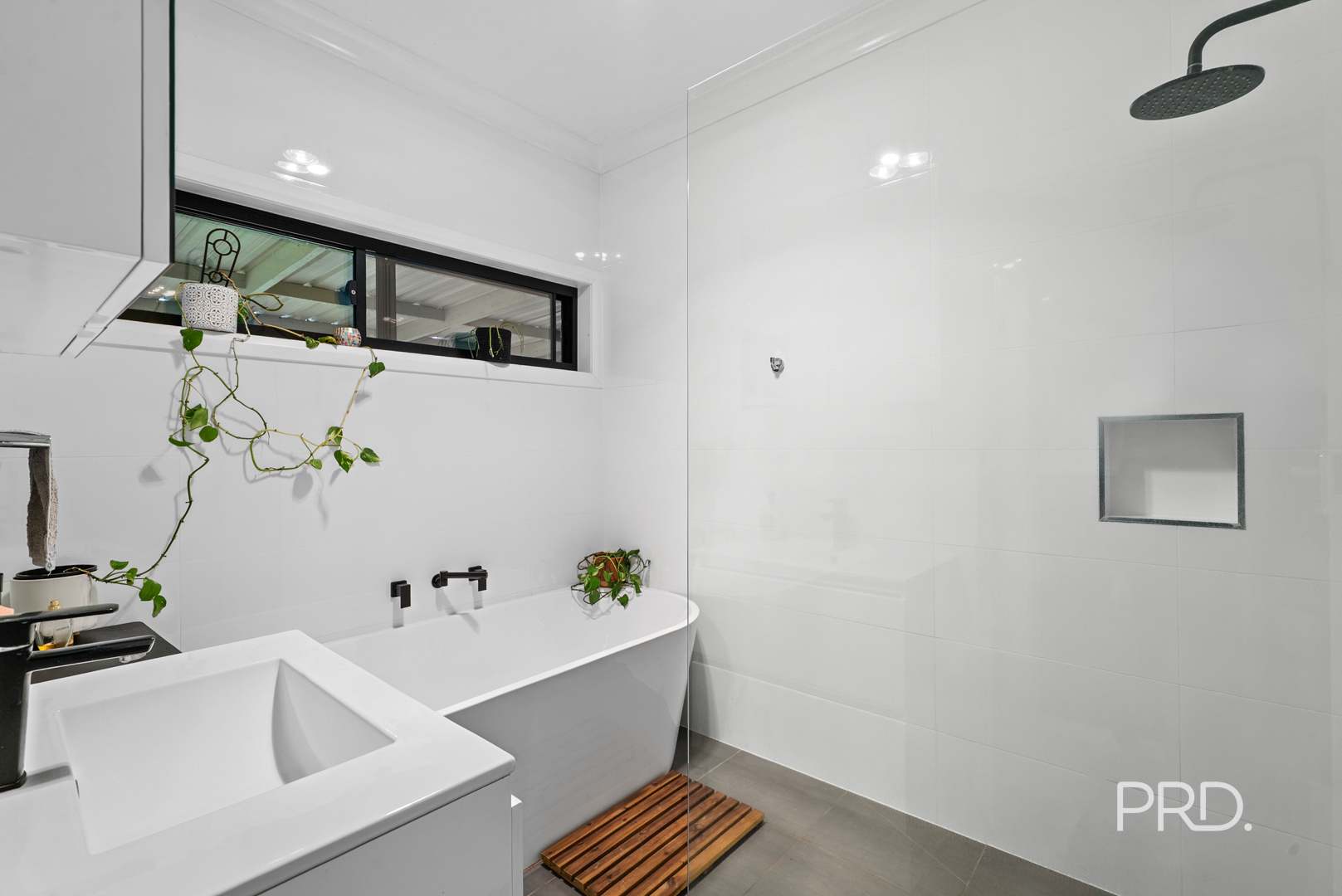 531 Kooringal Road, Lake Albert For Sale by Farmbuy.com - image 22
