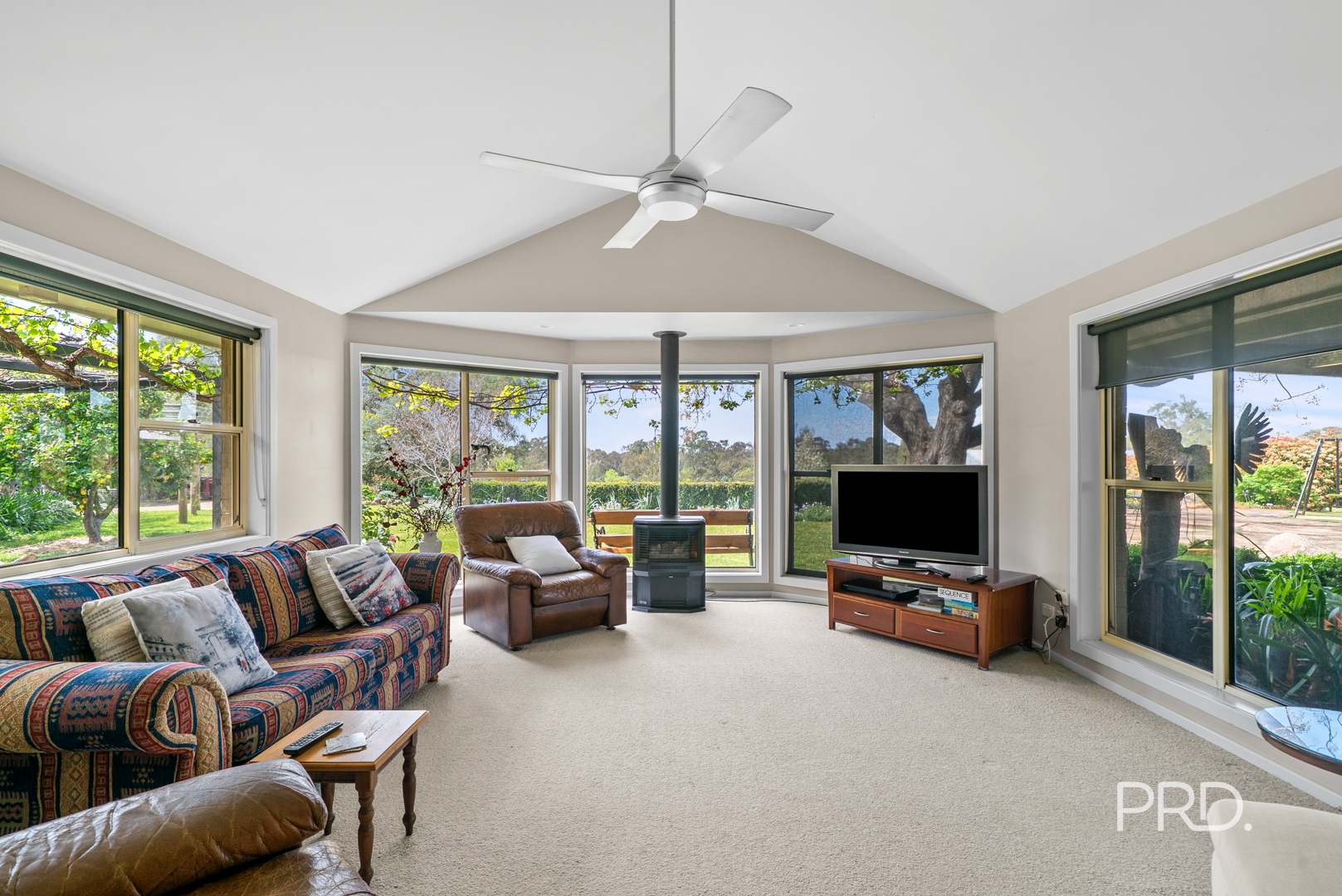 531 Kooringal Road, Lake Albert For Sale by Farmbuy.com - image 8