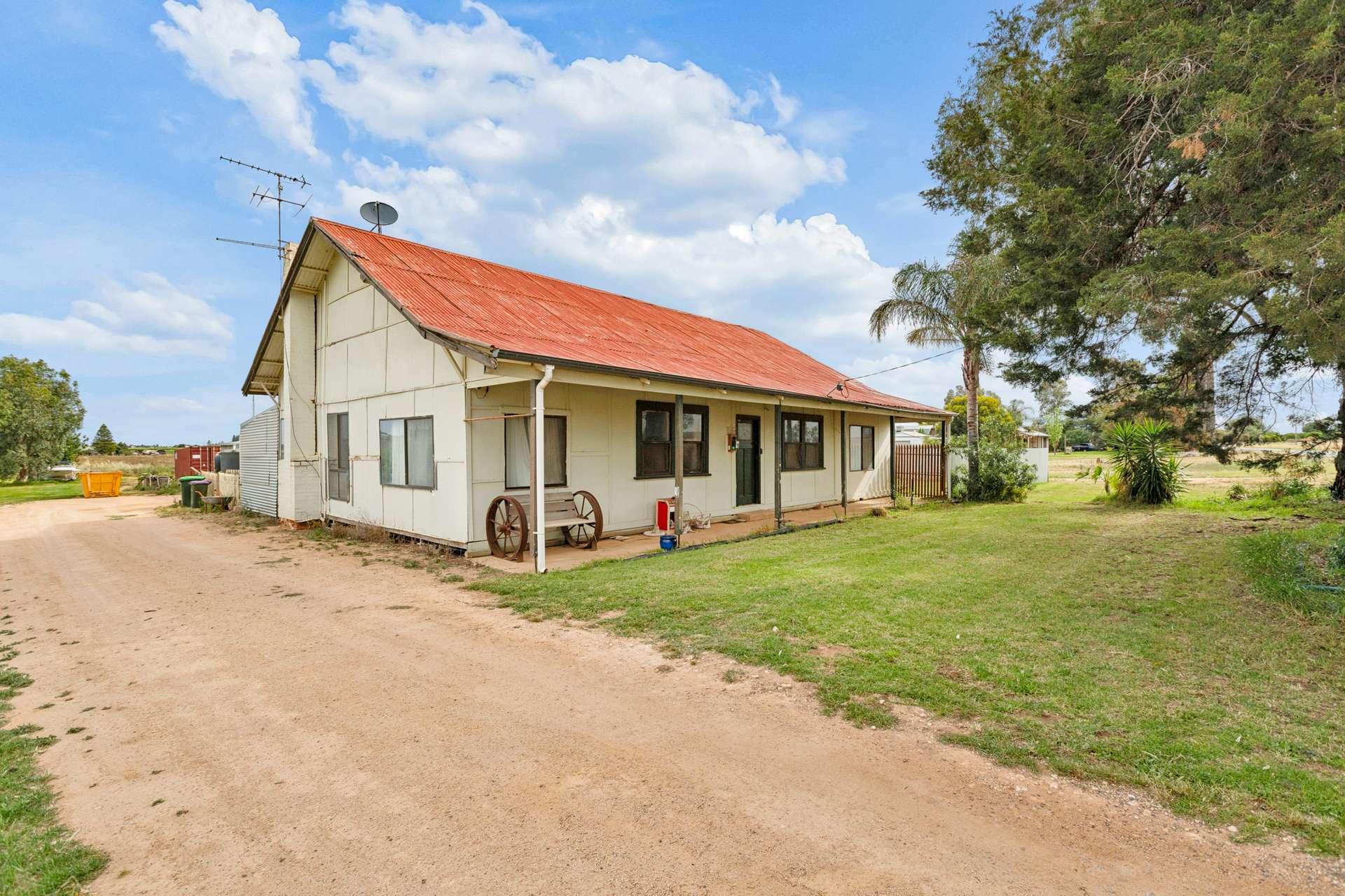 289 Channel Road, Merbein For Sale by Farmbuy.com - image 3