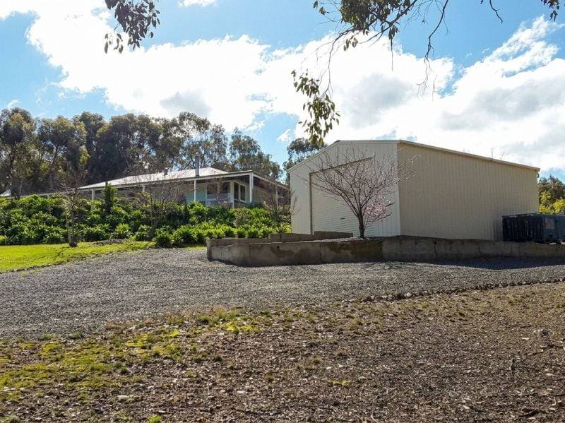 61 Ferris Street, Thoona For Sale by Farmbuy.com - image 1