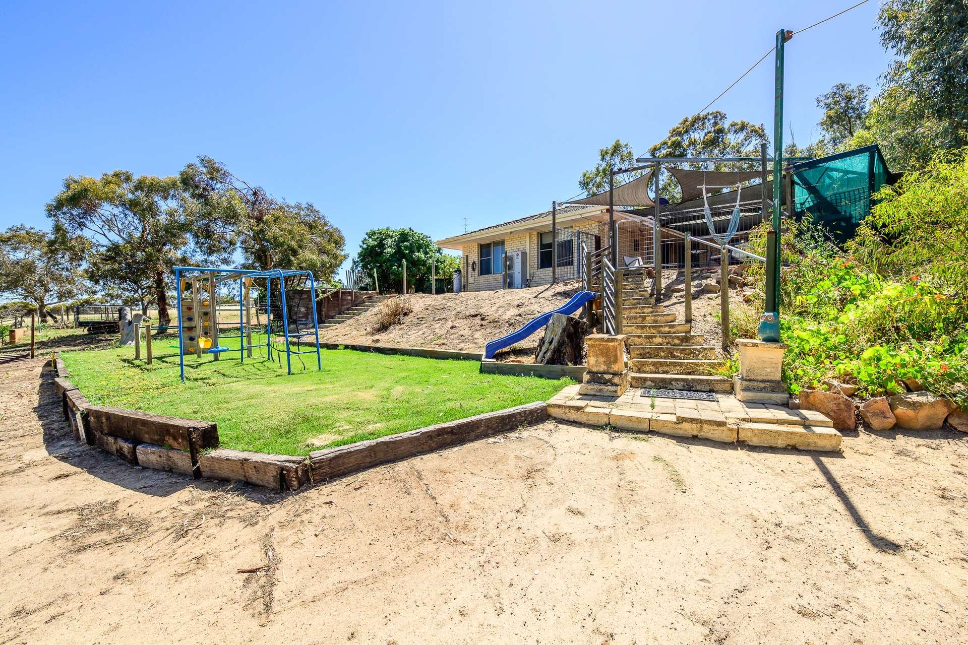63 Goomalling Road, Northam For Sale by Farmbuy.com - image 25