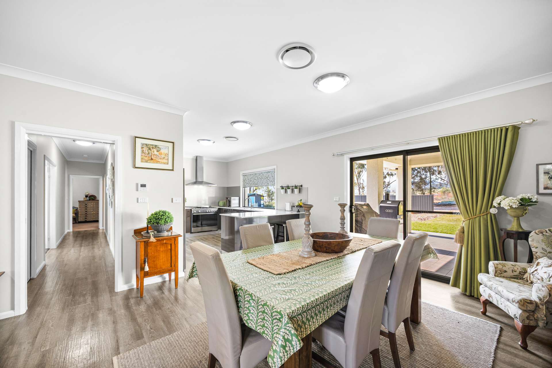 28 Barrington Drive, Tamworth For Sale by Farmbuy.com - image 6