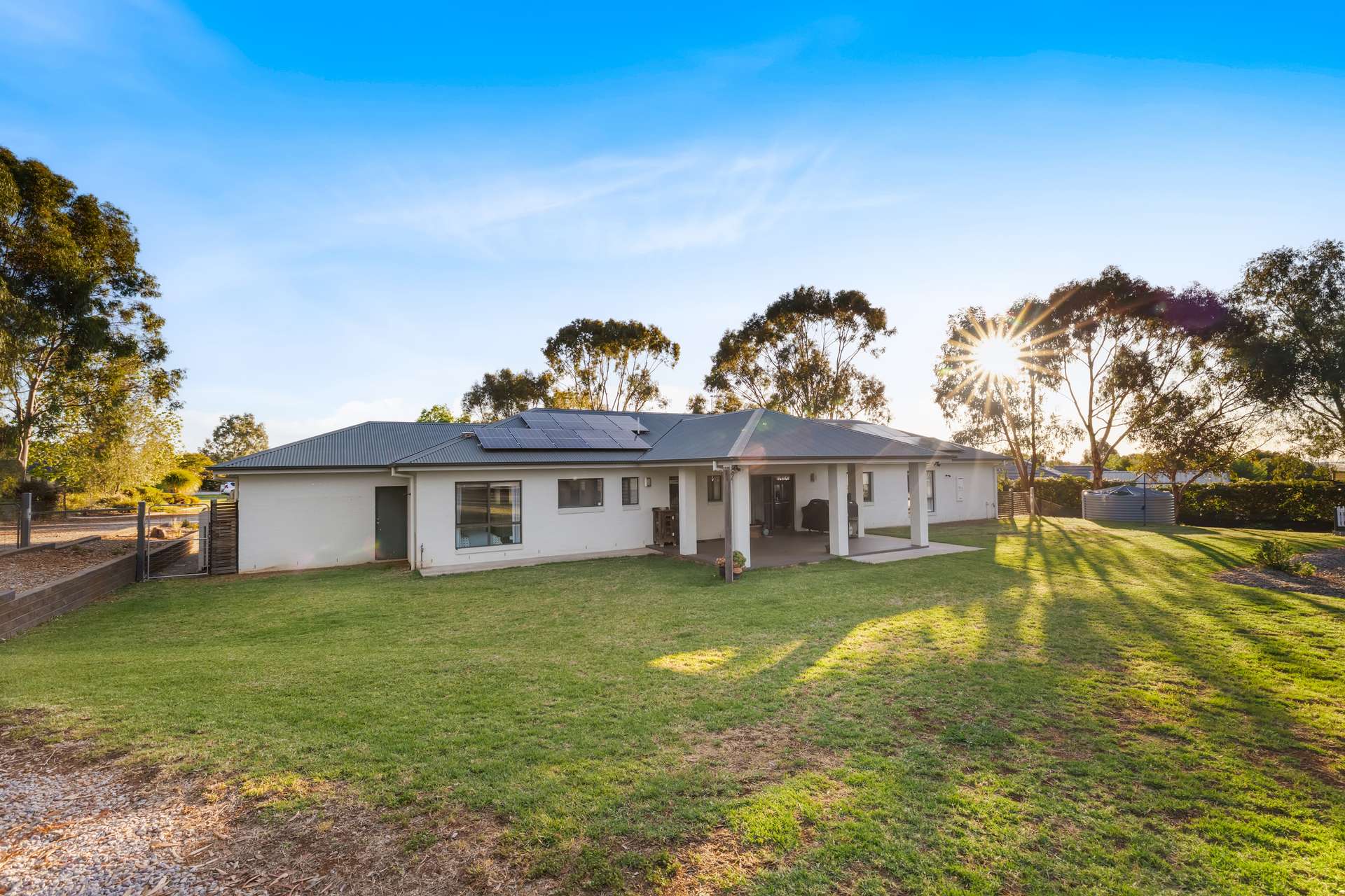28 Barrington Drive, Tamworth For Sale by Farmbuy.com - image 21