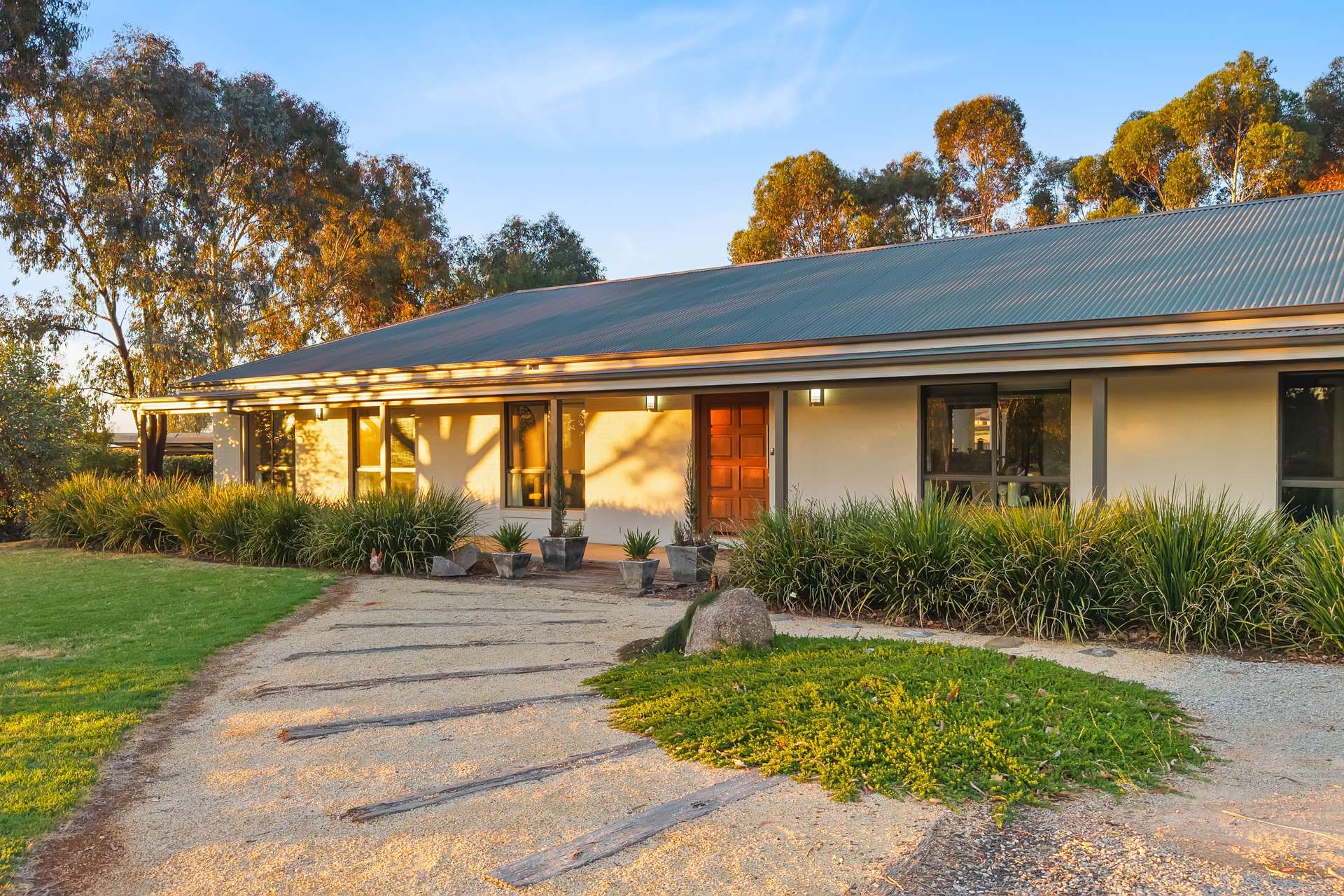 28 Barrington Drive, Tamworth For Sale by Farmbuy.com - image 3