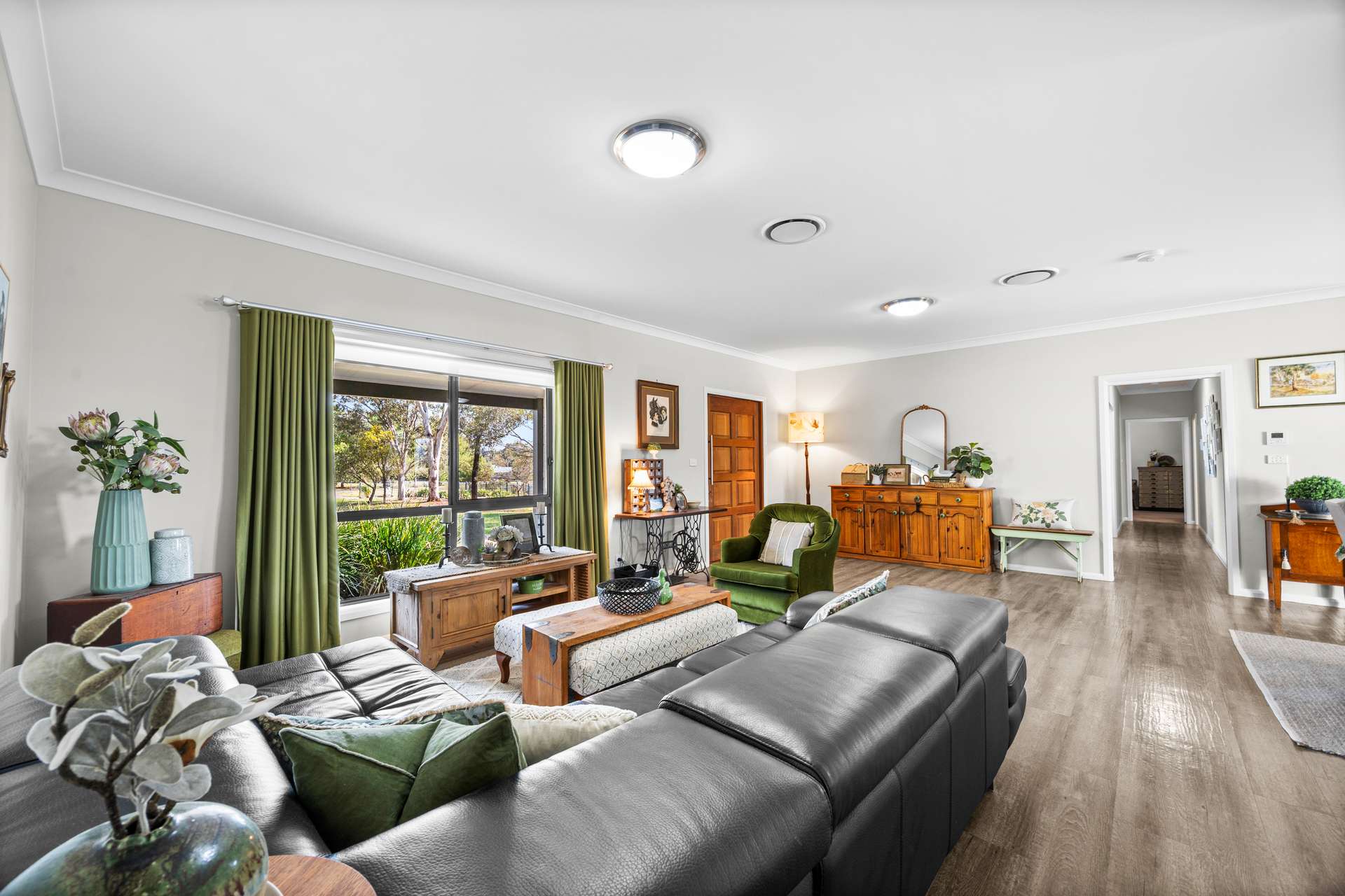 28 Barrington Drive, Tamworth For Sale by Farmbuy.com - image 11
