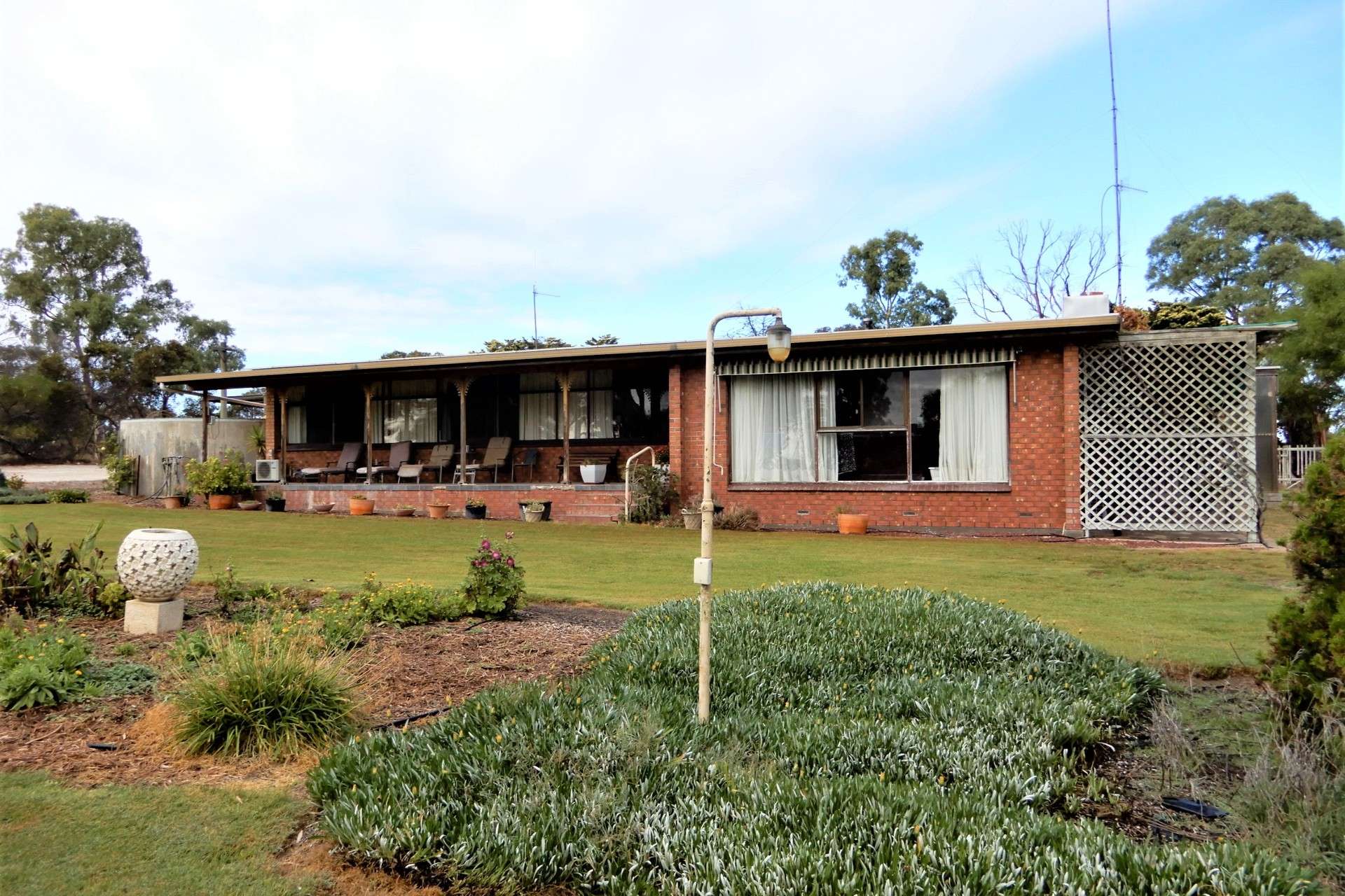 3081 Emu Flat Road, Sherwood For Sale by Farmbuy.com - image 13
