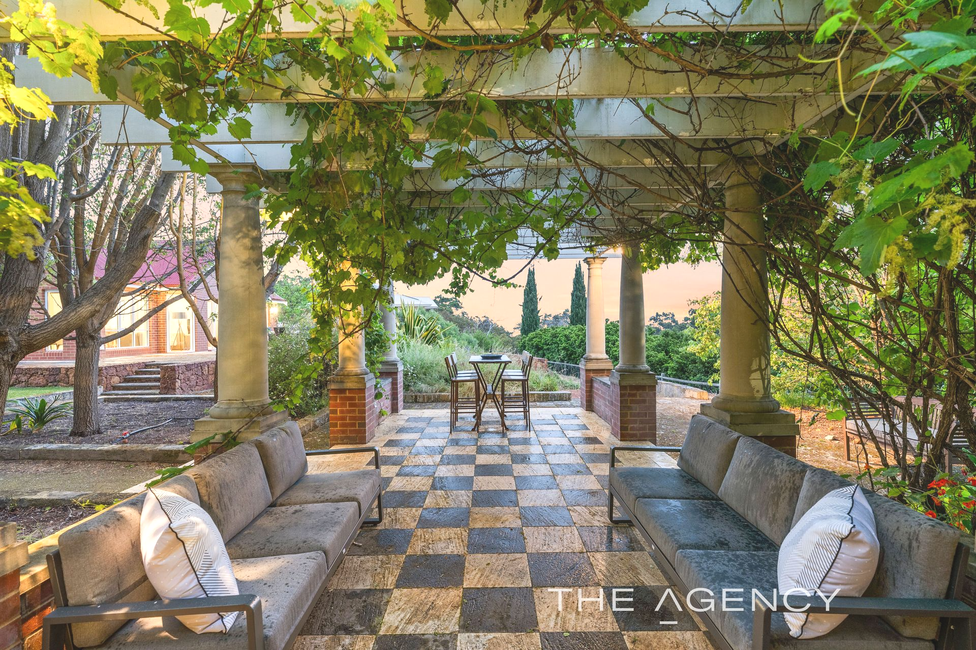 17 College Road, Gooseberry Hill For Sale by Farmbuy.com - image 3
