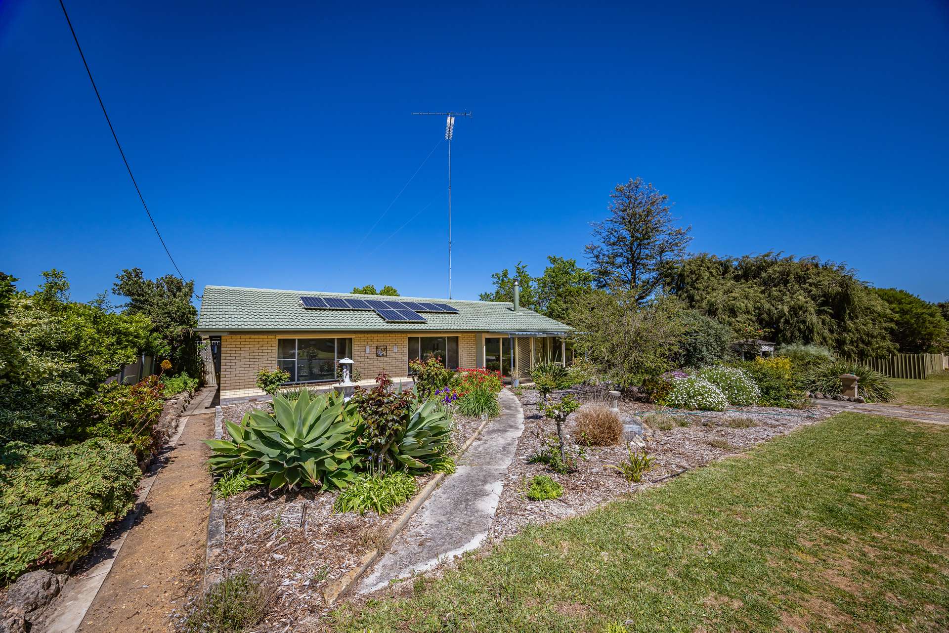 16 Alexander Avenue, Naracoorte For Sale by Farmbuy.com - image 25