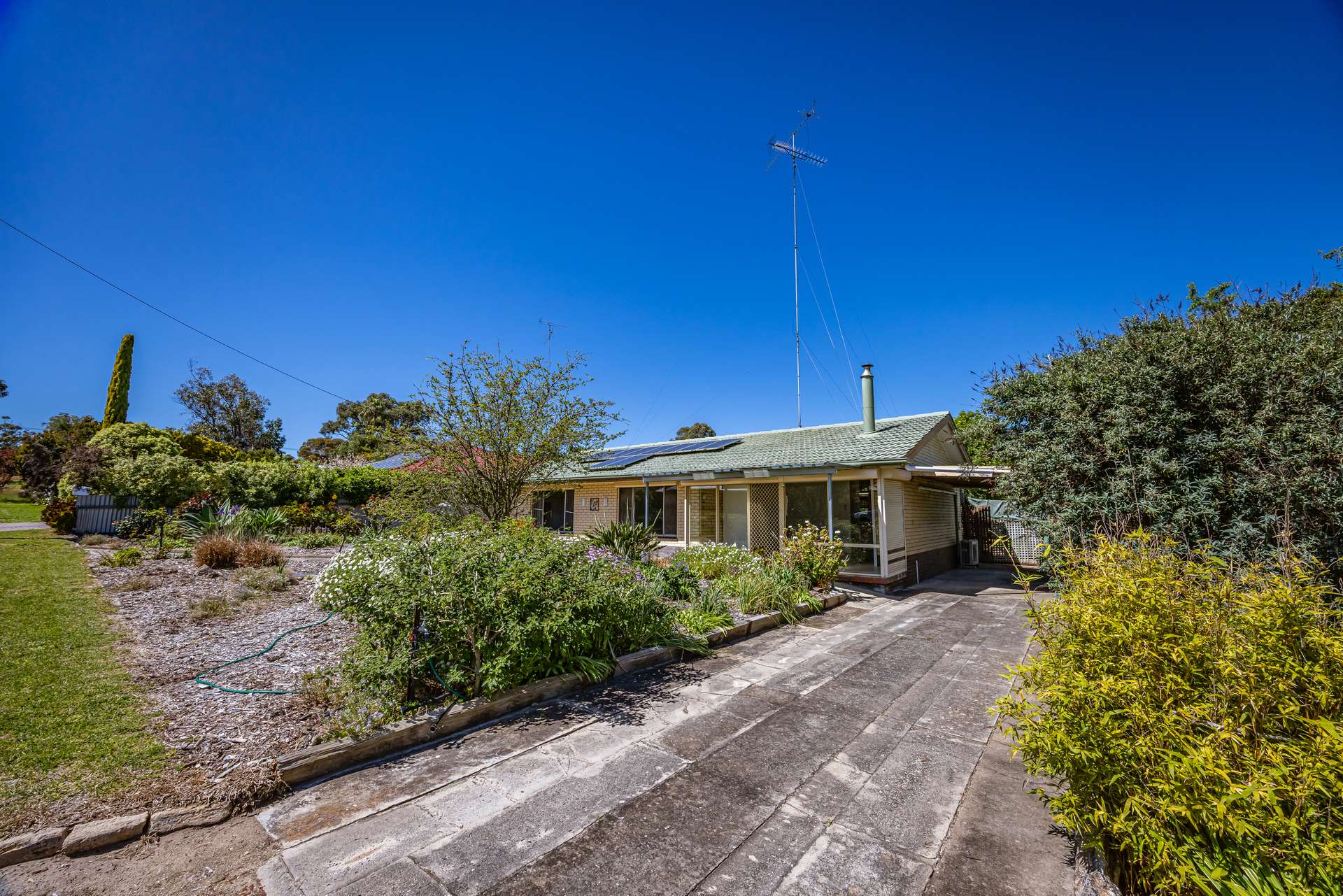 16 Alexander Avenue, Naracoorte For Sale by Farmbuy.com - image 26