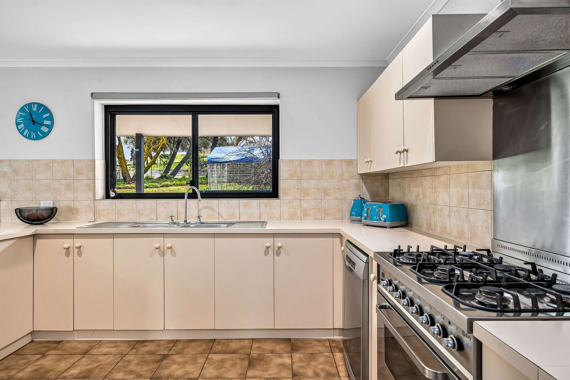 100 Burnley Road, Woodside For Sale by Farmbuy.com - image 9