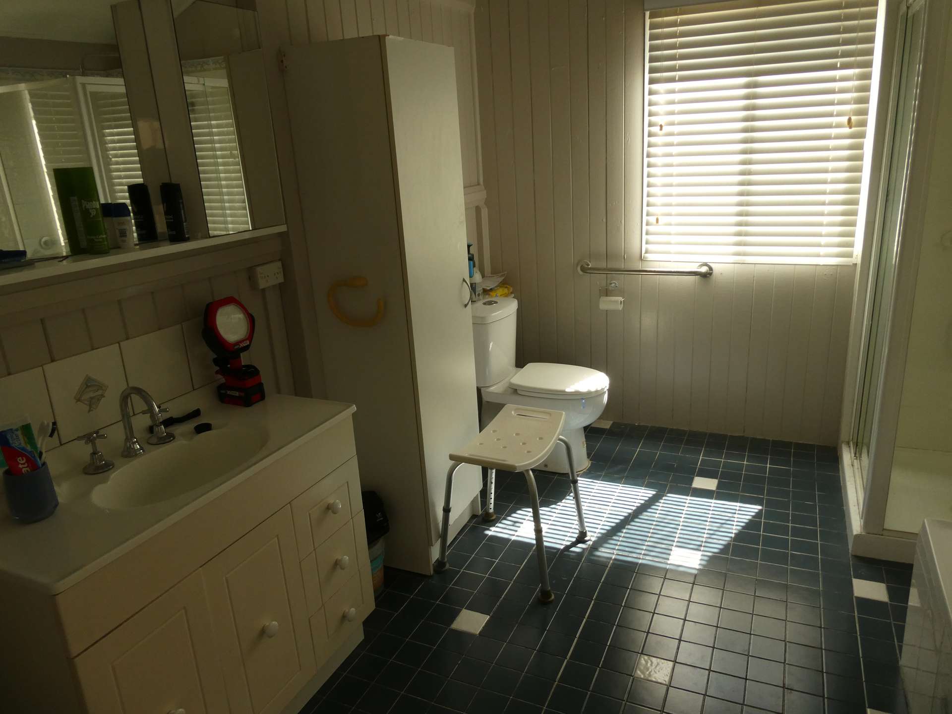 235 Wilson Valley Road, Coalstoun Lakes For Sale by Farmbuy.com - image 28