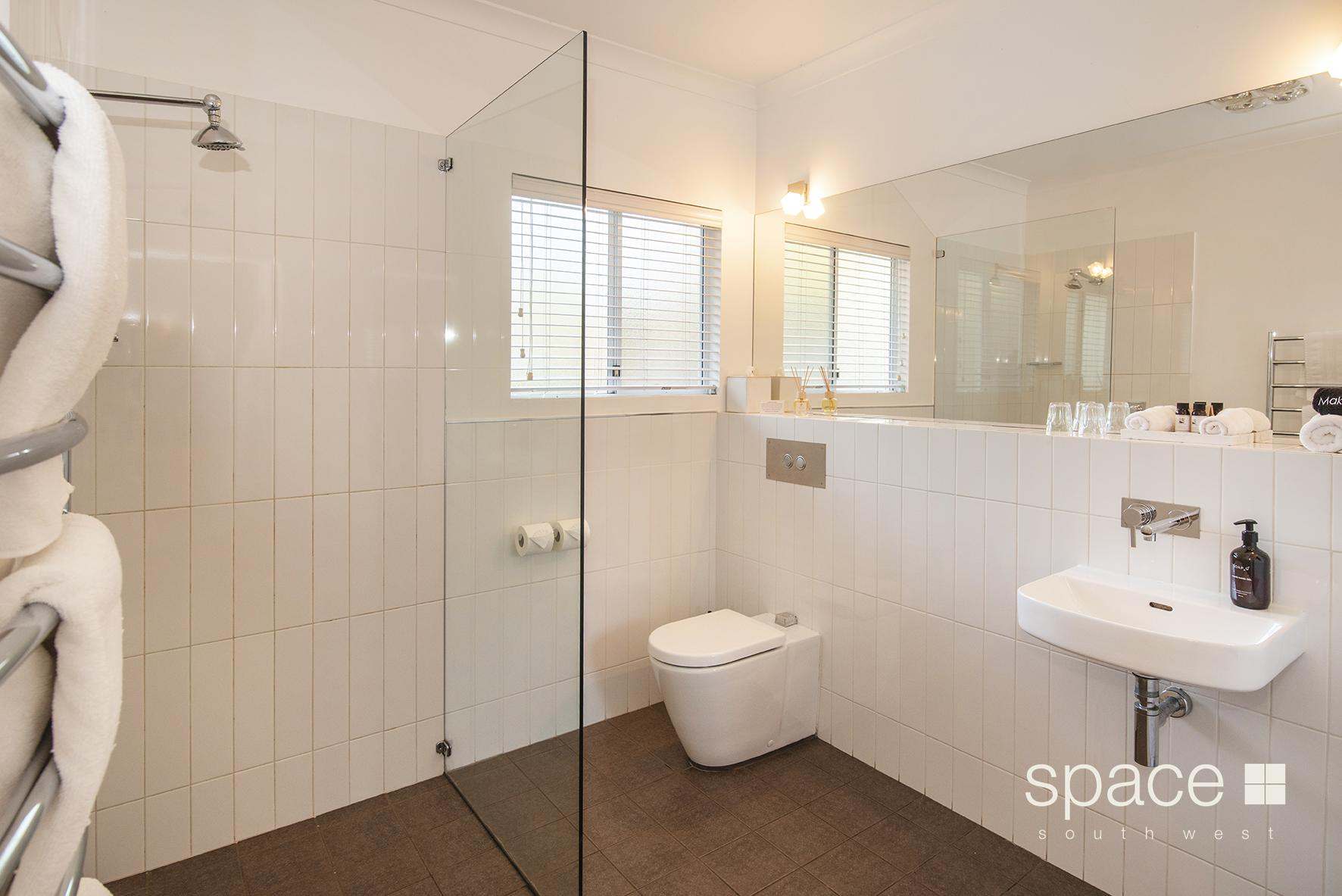 64 Yates Road, Margaret River For Sale by Farmbuy.com - image 19