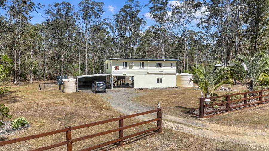 40 Carmel Crescent, Curra For Sale by Farmbuy.com - image 2