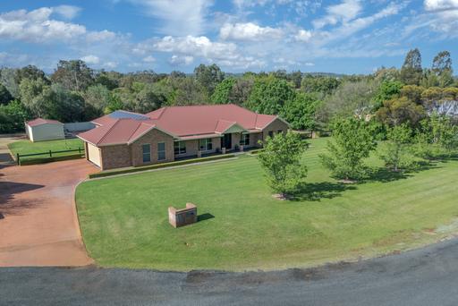 Farm For Sale - NSW - Dubbo - 2830 - Exceptional Family Living with Space to Enjoy 