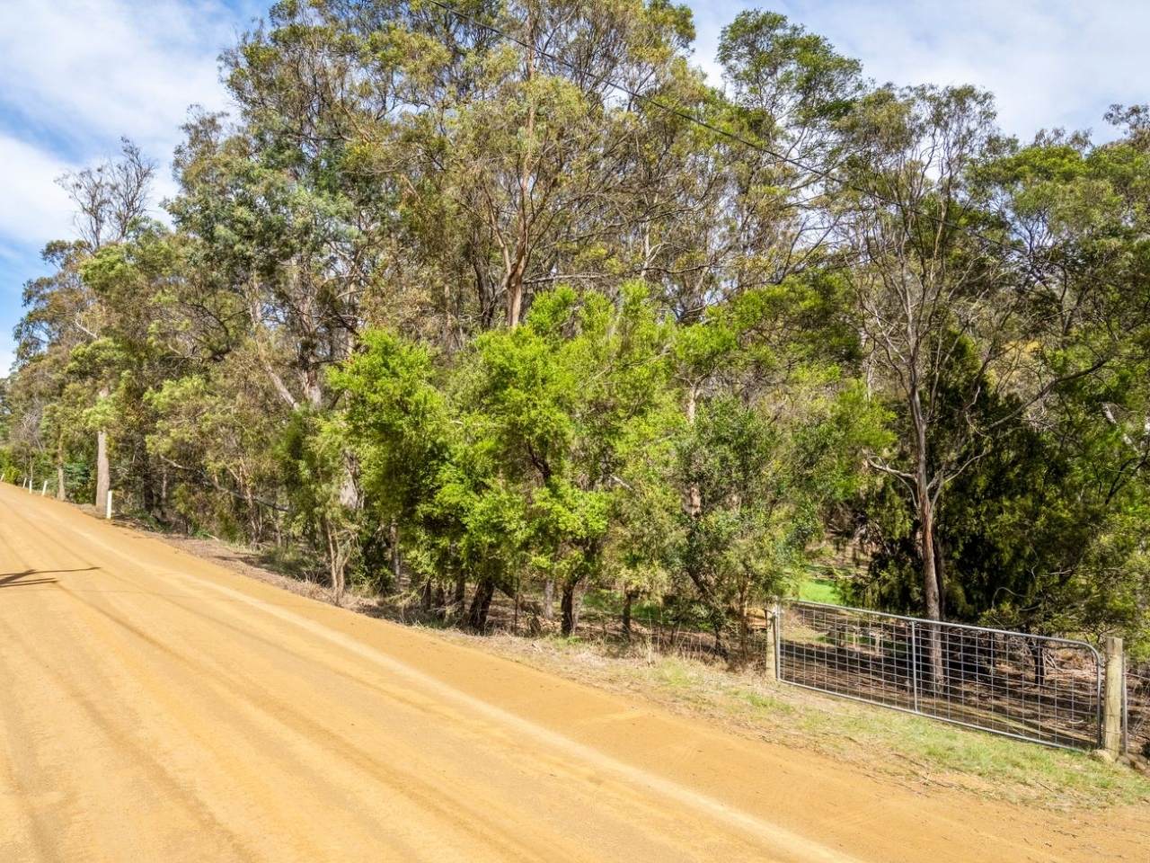 607 Delmore Road, Wattle Hill For Sale by Farmbuy.com - image 23