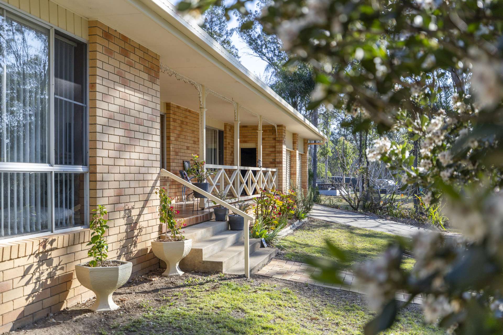 58 Hillview Drive, Waterview Heights For Sale by Farmbuy.com - image 1