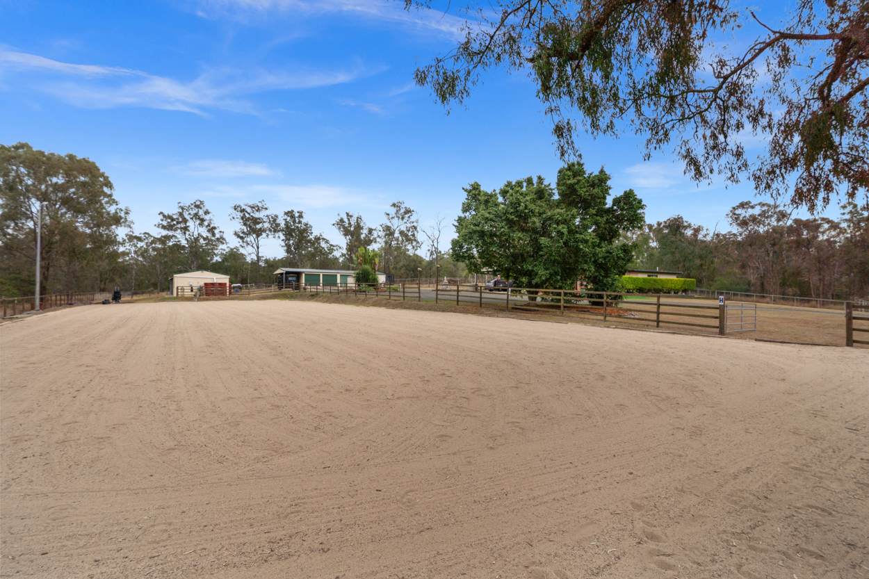 12 Bowers Road, Hatton Vale For Sale by Farmbuy.com - image 3