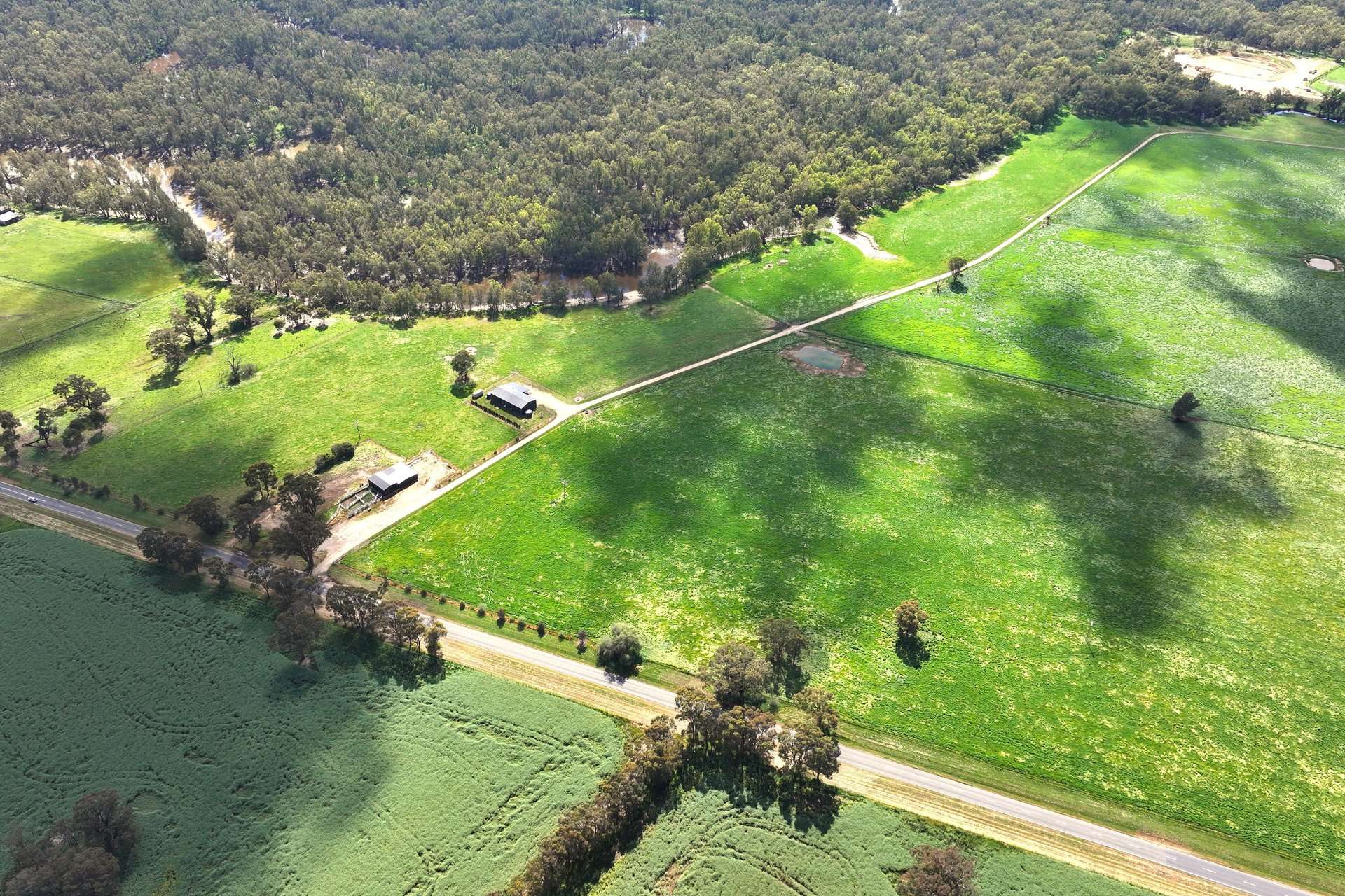 2796 Wanga Wangaratta-Yarrawonga Road, Peechelba For Sale by Farmbuy.com - image 7