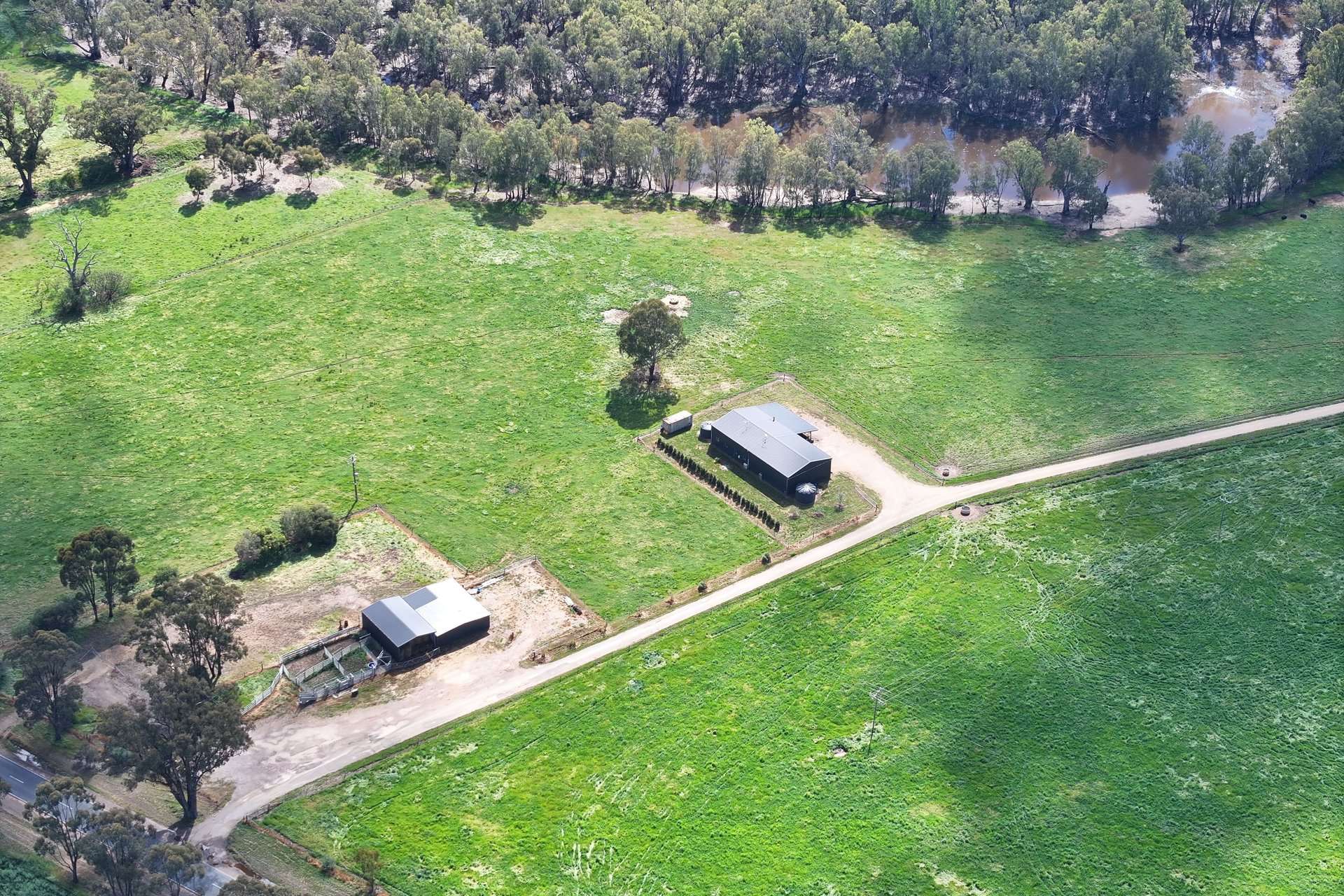 2796 Wanga Wangaratta-Yarrawonga Road, Peechelba For Sale by Farmbuy.com - image 9