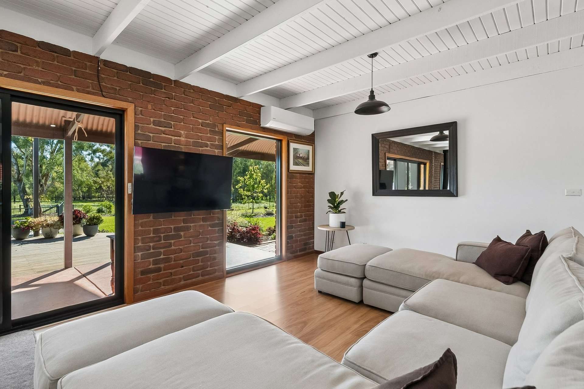 3456 Wangaratta-Yarrawonga Road, Bundalong South For Sale by Farmbuy.com - image 3