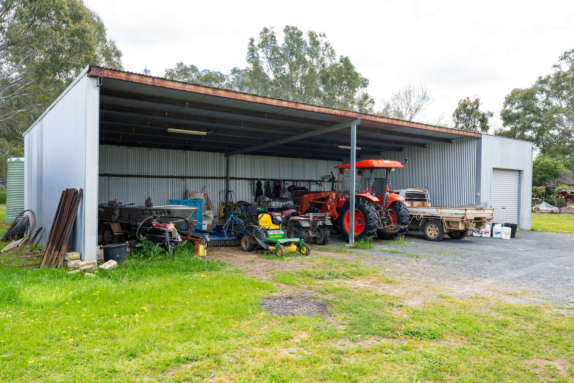 'Nillimbek'/165 Taylors Road, Culcairn Auction by Farmbuy.com - image 9