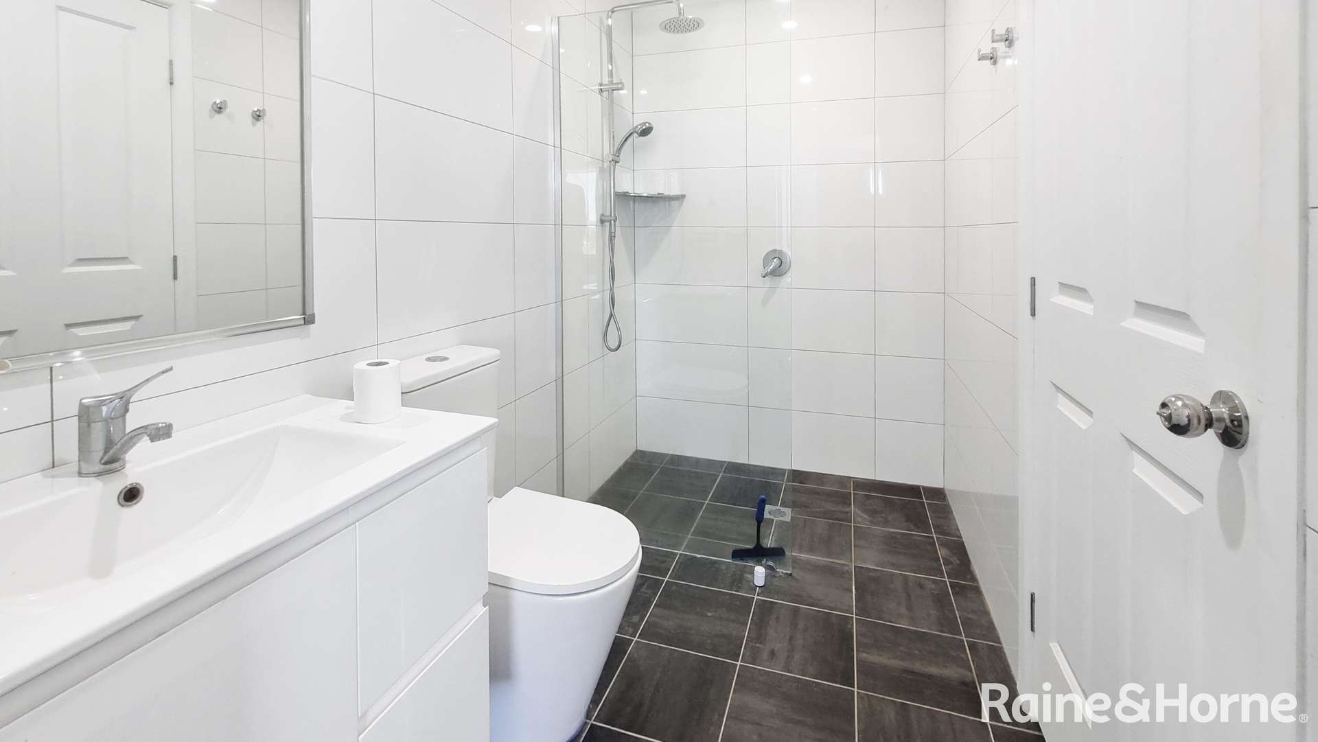 278 Olympic Highway, Young For Sale by Farmbuy.com - image 5