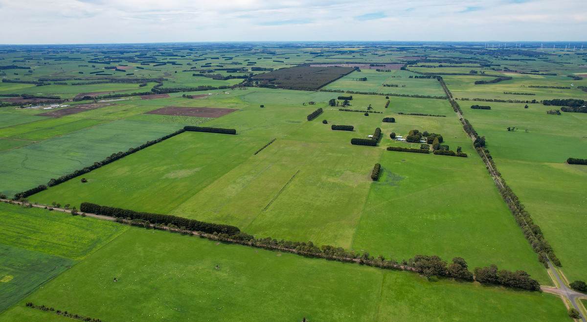 762 Moyne Falls Road, Hawkesdale For Sale by Farmbuy.com - image 23