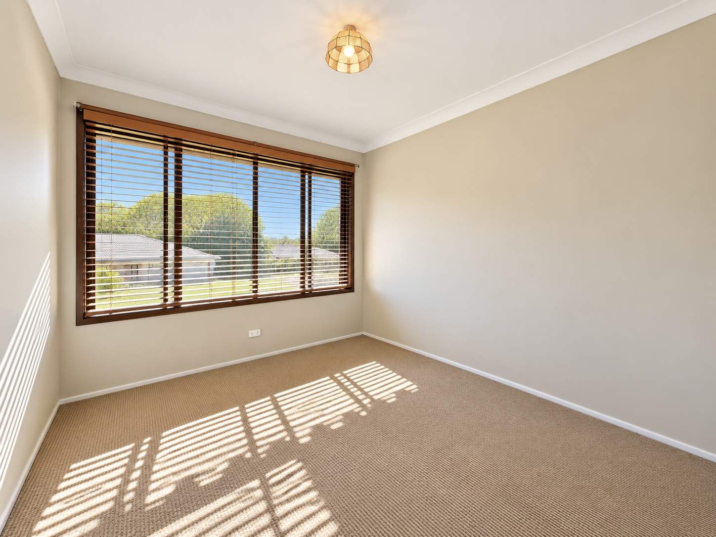 126 Clarke Street, Howlong For Sale by Farmbuy.com - image 9