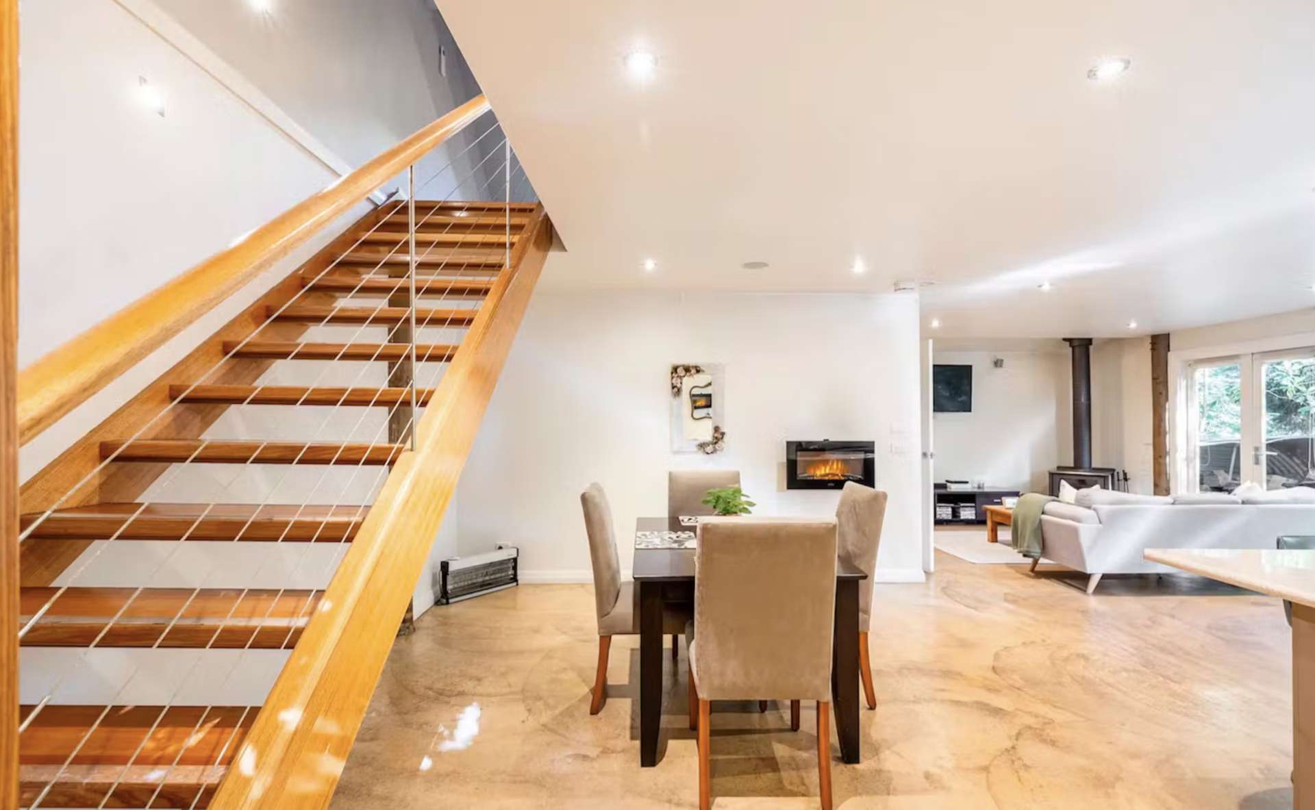 10 Observatory Road, Mount Dandenong For Sale by Farmbuy.com - image 2