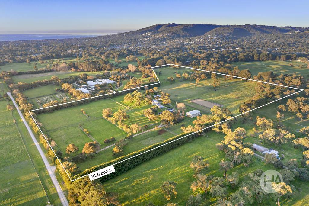 87 Grasslands Road, Boneo VIC 3939