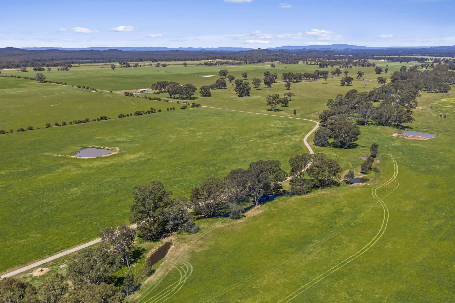 Tattersalls Lane, Moormbool West For Sale by Farmbuy.com - image 34
