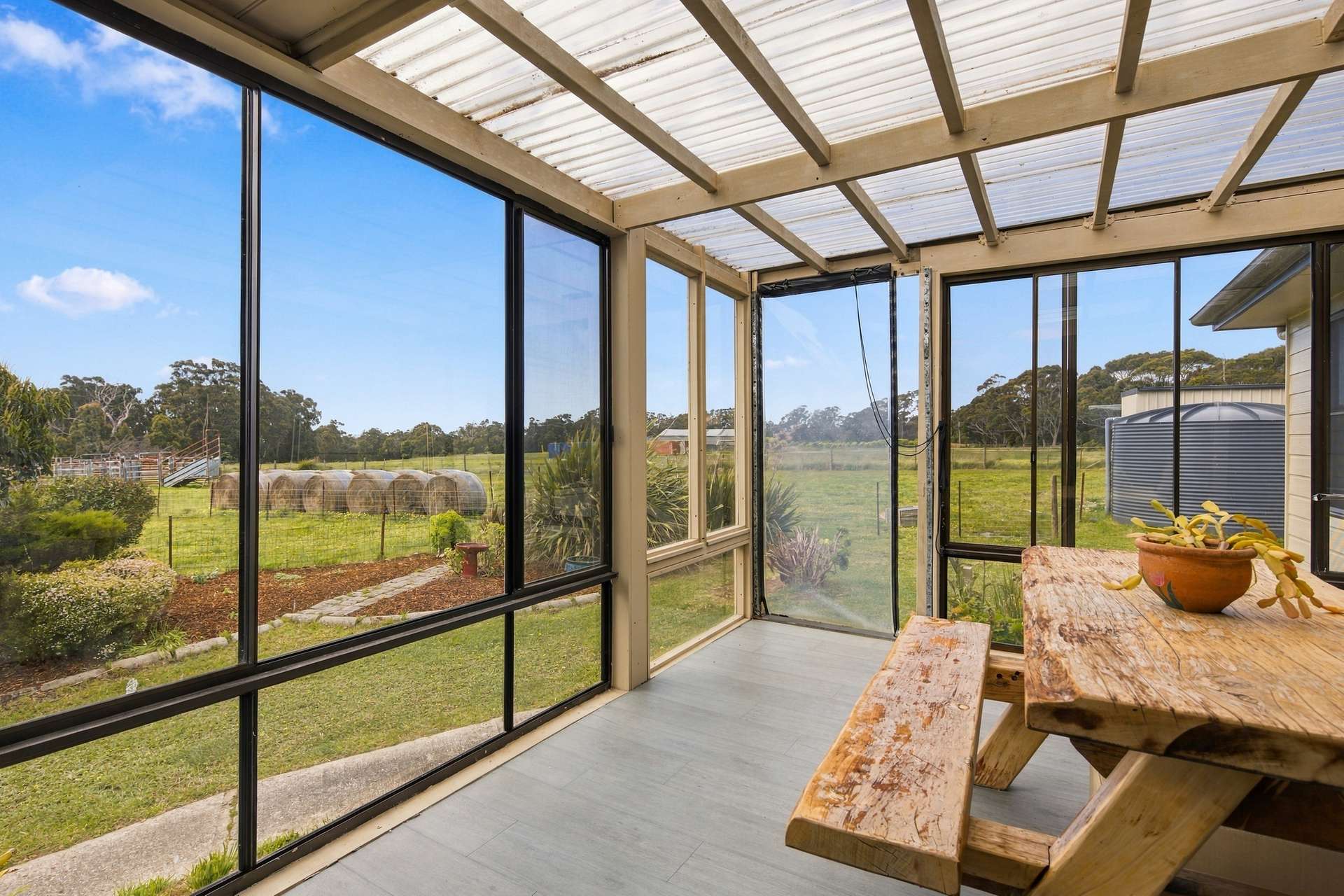 45 Clarence Point Road, Clarence Point For Sale by Farmbuy.com - image 4