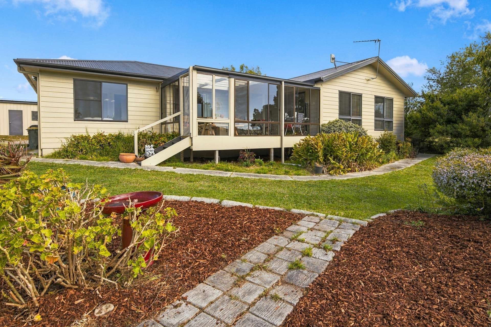 45 Clarence Point Road, Clarence Point For Sale by Farmbuy.com - image 2