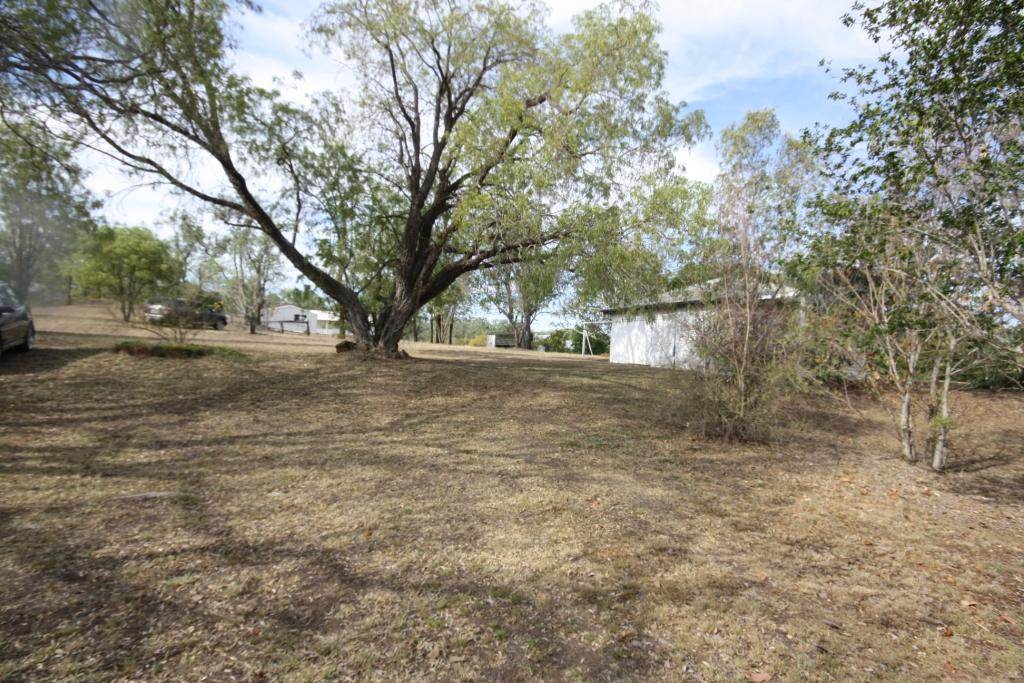 75 Burnett Street, Mundubbera For Sale by Farmbuy.com - image 17