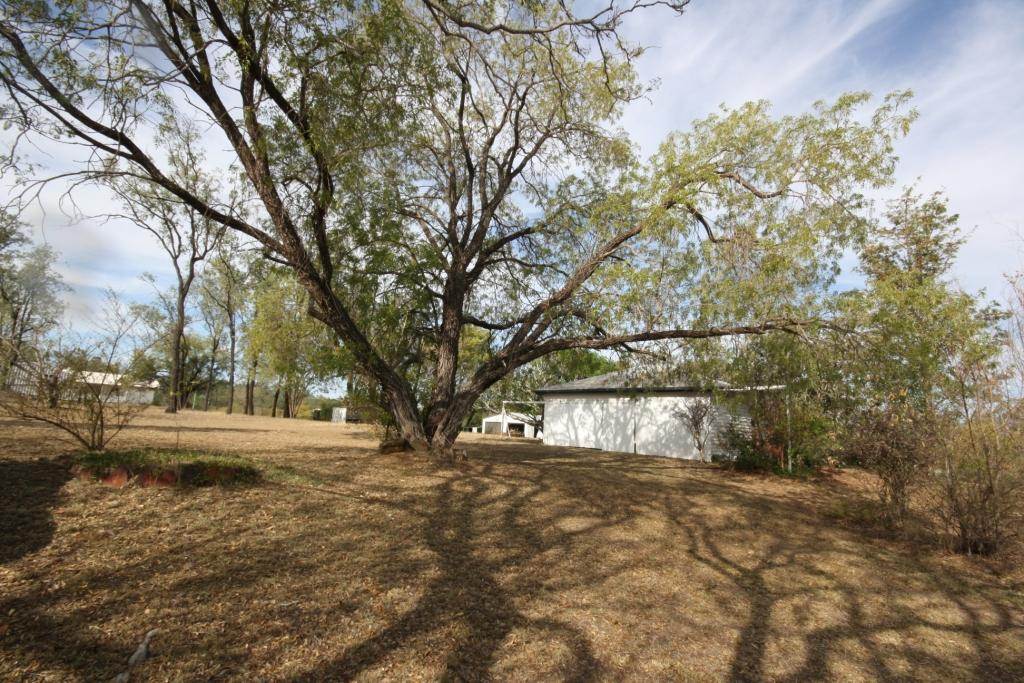 75 Burnett Street, Mundubbera For Sale by Farmbuy.com - image 18