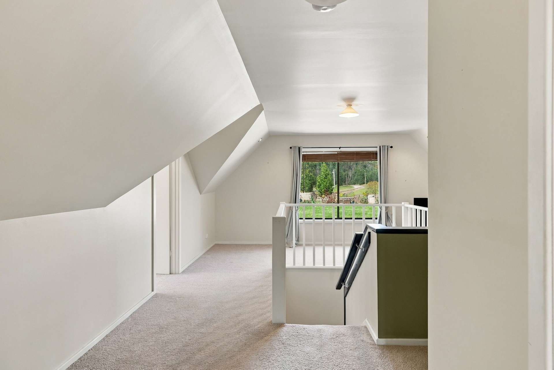 144 Burns Road, Wyena For Sale by Farmbuy.com - image 11
