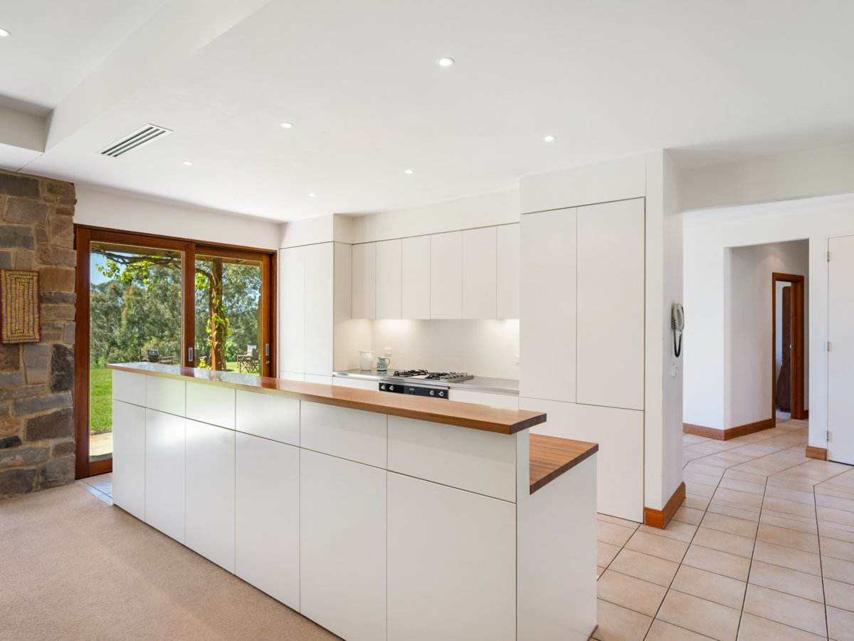 19 Main Road, Lindenow For Sale by Farmbuy.com - image 6