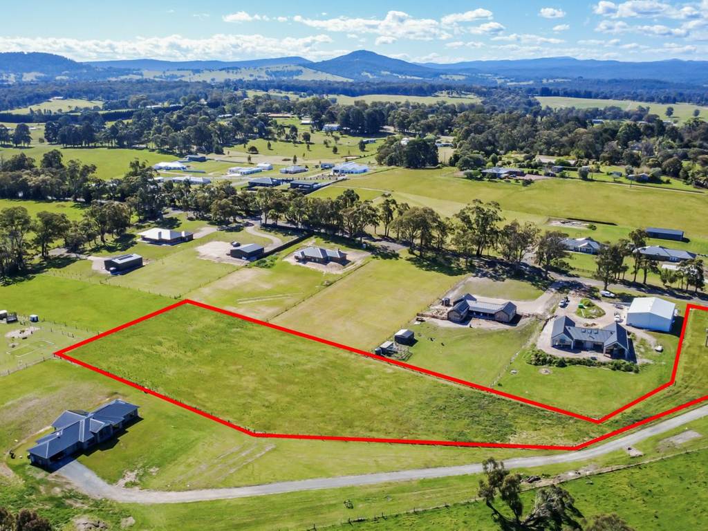 9 Hodges Estate Road, Ellaswood VIC 3875