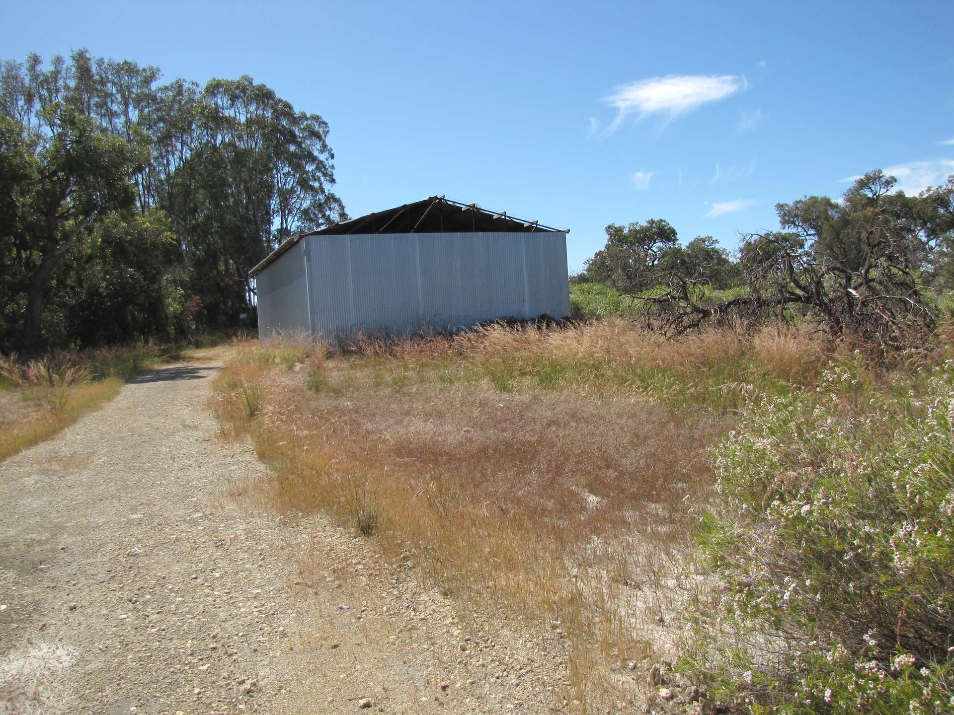 32 Griffiths Road, Wanneroo For Sale by Farmbuy.com - image 4