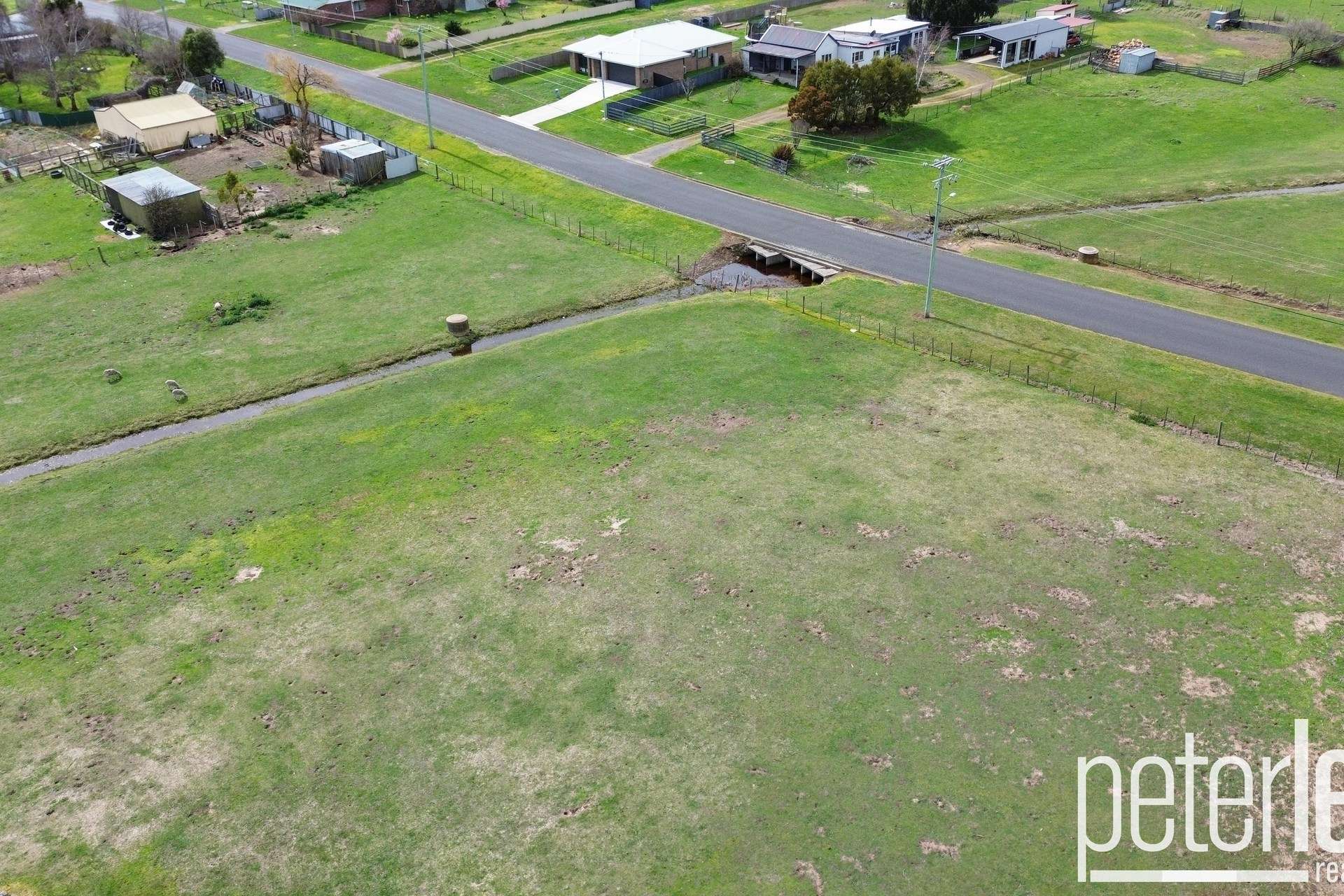 74 Montagu Street, Campbell Town For Sale by Farmbuy.com - image 23