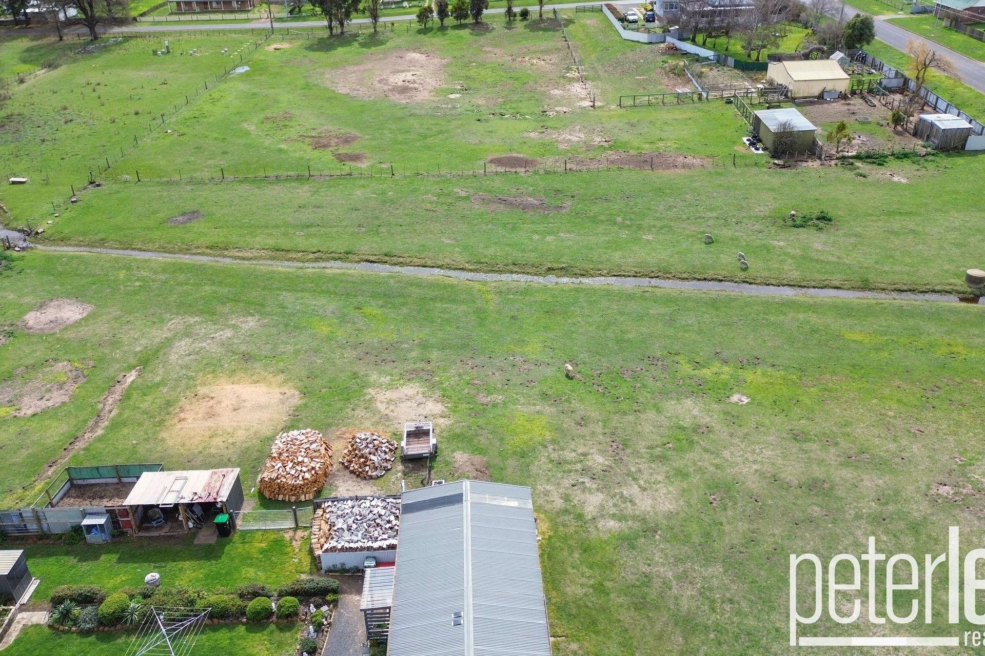 74 Montagu Street, Campbell Town For Sale by Farmbuy.com - image 26