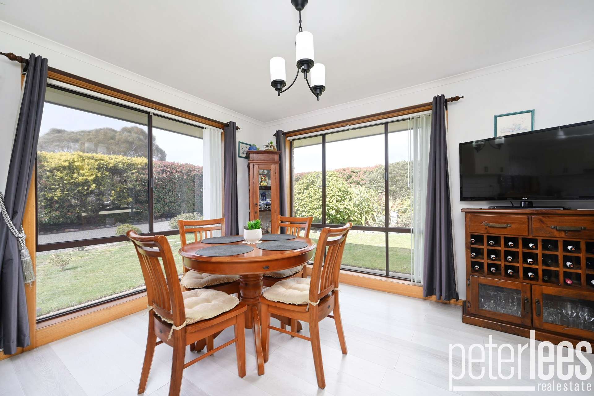 74 Montagu Street, Campbell Town For Sale by Farmbuy.com - image 5