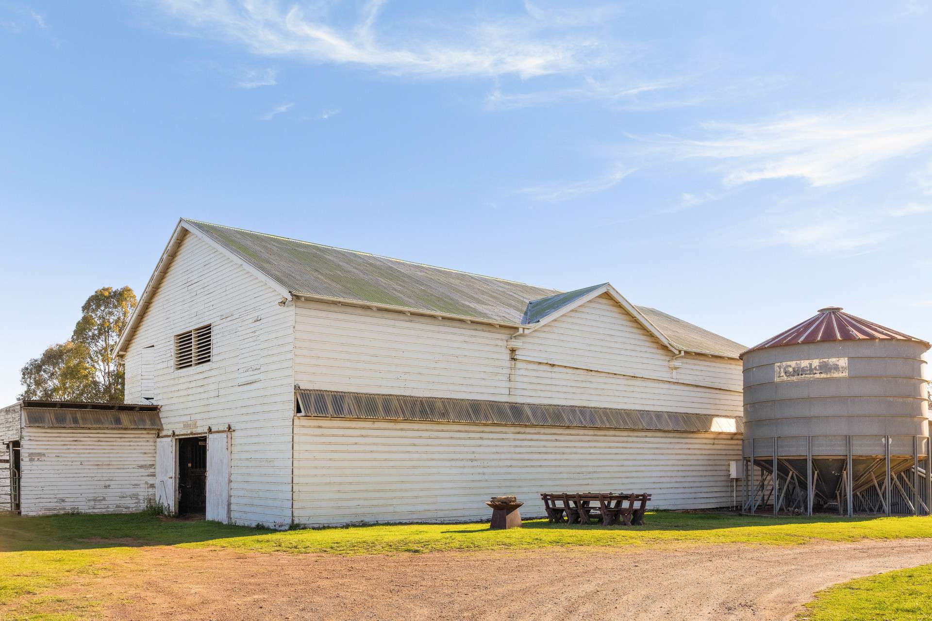 270 Rapleys Loop Road, Werombi Auction by Farmbuy.com - image 3