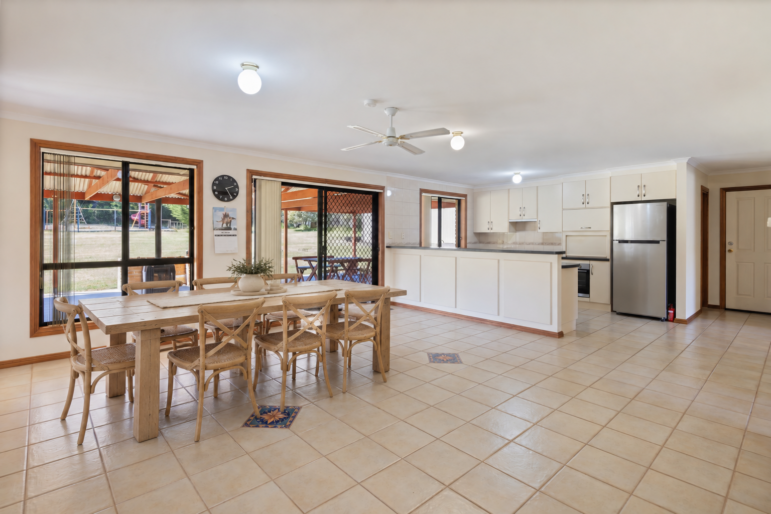 38 Henderson Road, Victor Harbor For Sale by Farmbuy.com - image 2