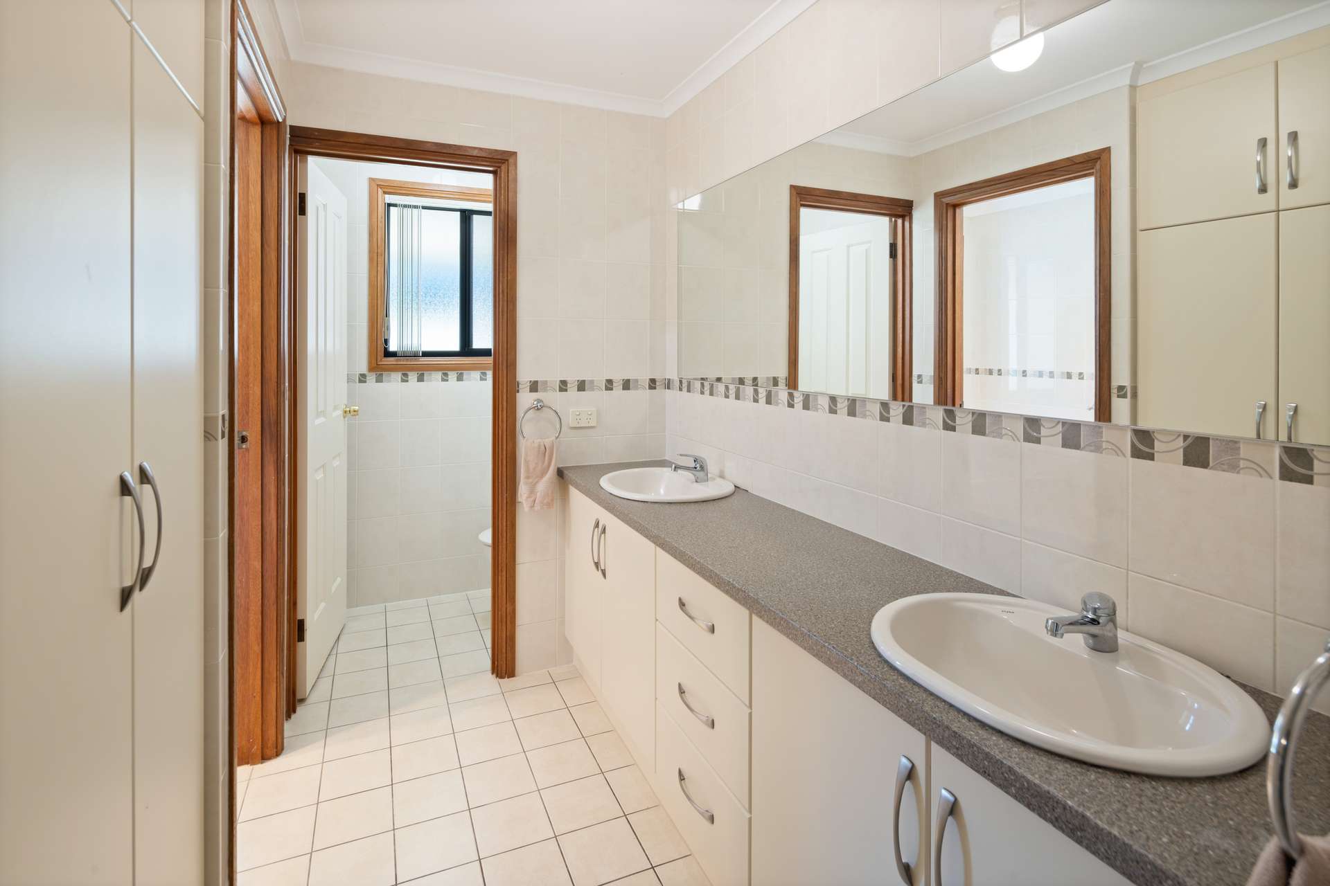 38 Henderson Road, Victor Harbor For Sale by Farmbuy.com - image 22