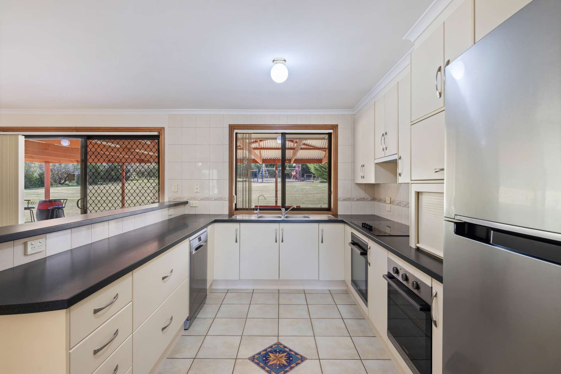 38 Henderson Road, Victor Harbor For Sale by Farmbuy.com - image 10