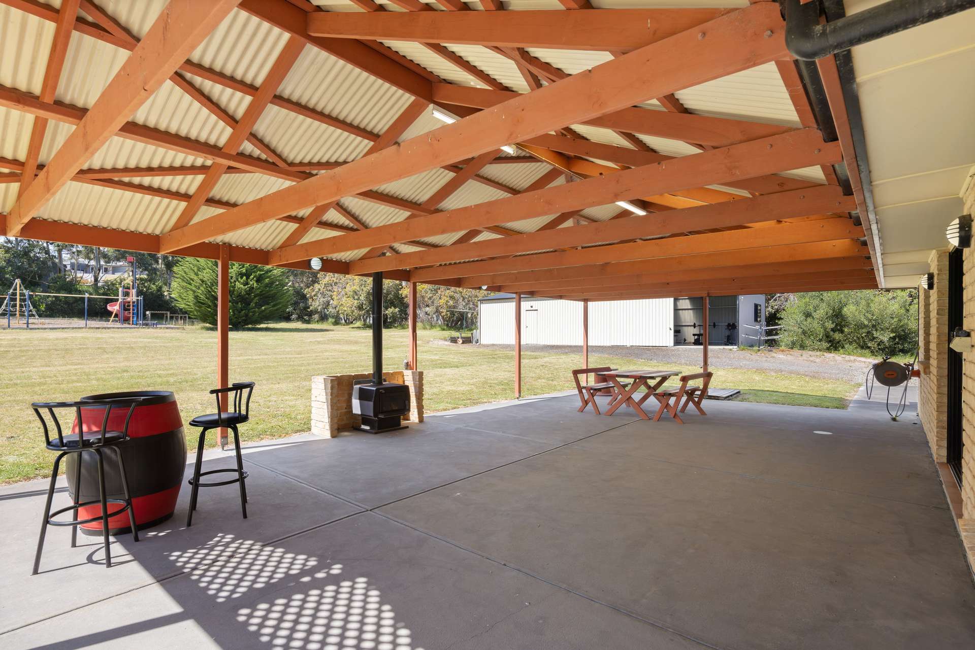 38 Henderson Road, Victor Harbor For Sale by Farmbuy.com - image 4