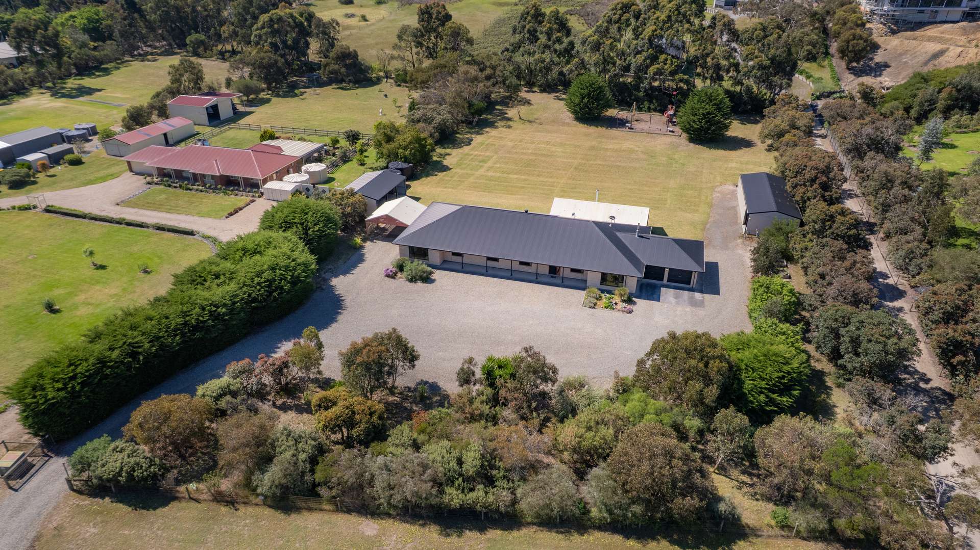 38 Henderson Road, Victor Harbor For Sale by Farmbuy.com - image 34