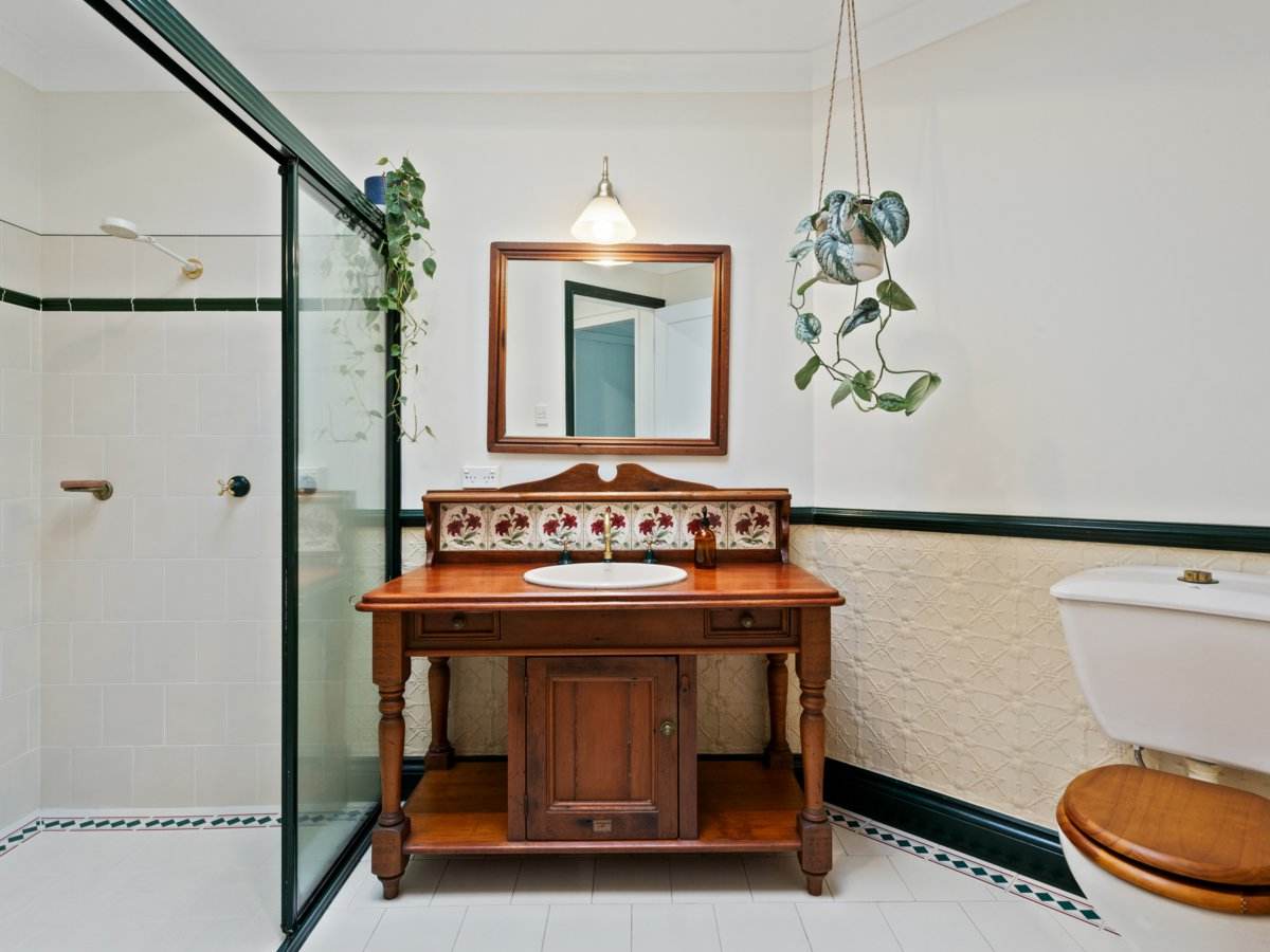 43 Belmont Park Drive, Mudgeeraba For Sale by Farmbuy.com - image 14