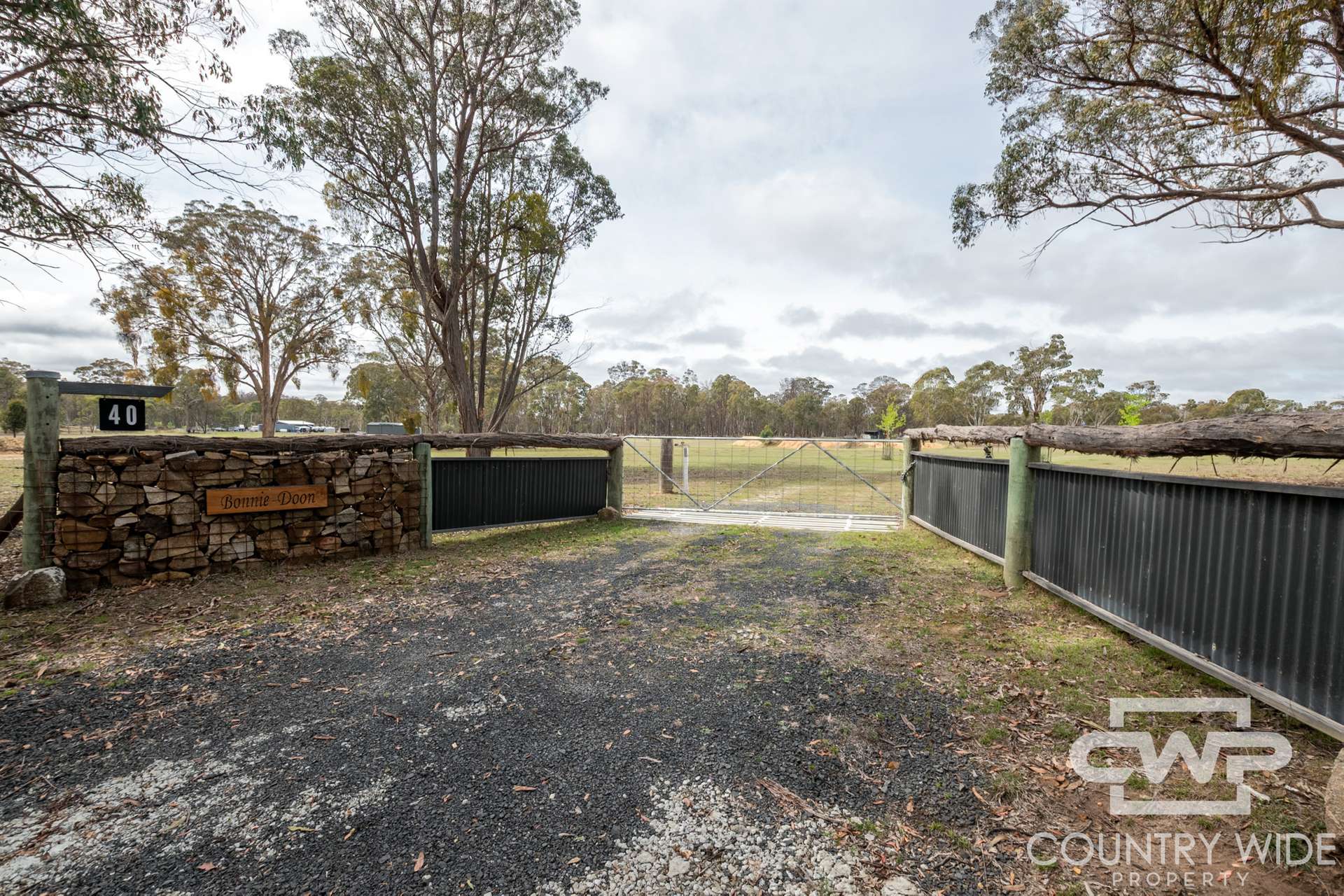 40 Catarrh Creek Road, Torrington For Sale by Farmbuy.com - image 2